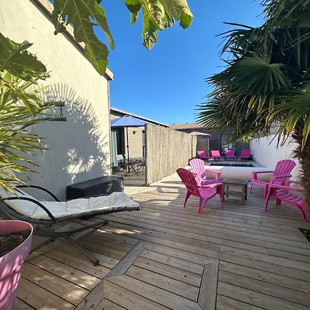 Maison De L'Ocean 100M Des Plages - Piscine Partagee Et Chauffee 2 Chambres بيت للعطل